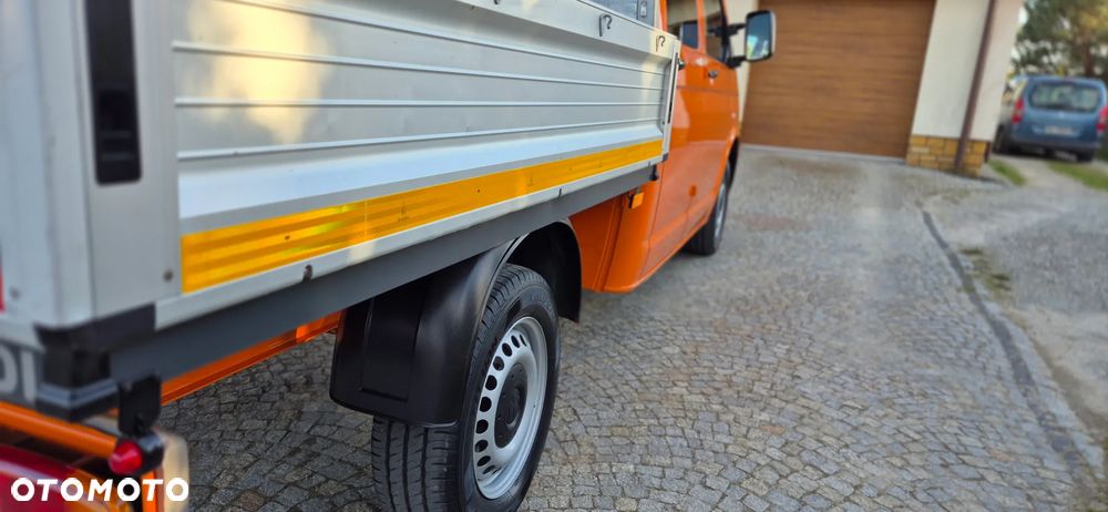 Volkswagen T5 - 12