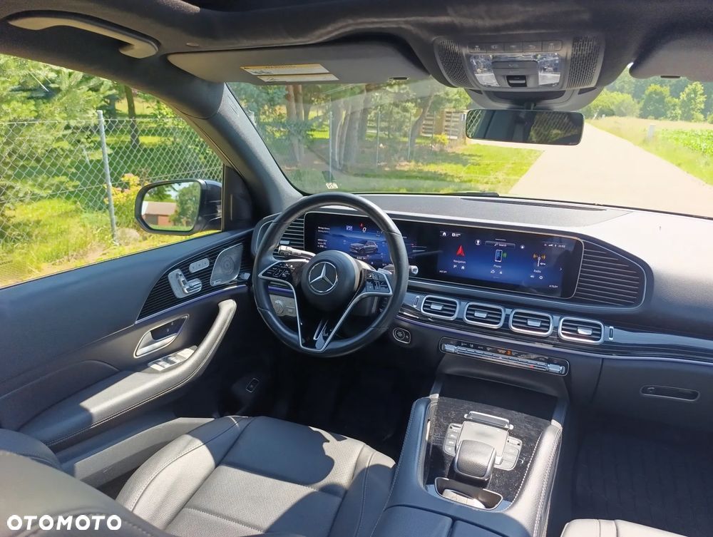 Mercedes-Benz GLE - 10
