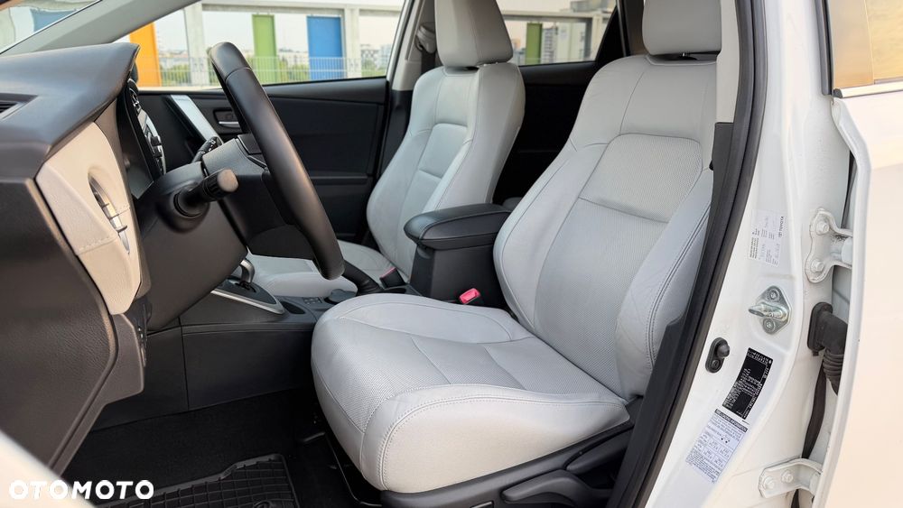 Toyota Auris 1.8 HSD Prestige NAVI - 17