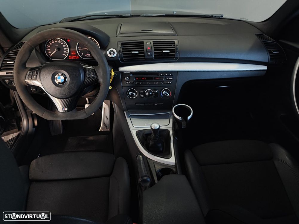 BMW 118 d Limited Edition Lifestyle c/ M Sport Pack - 35