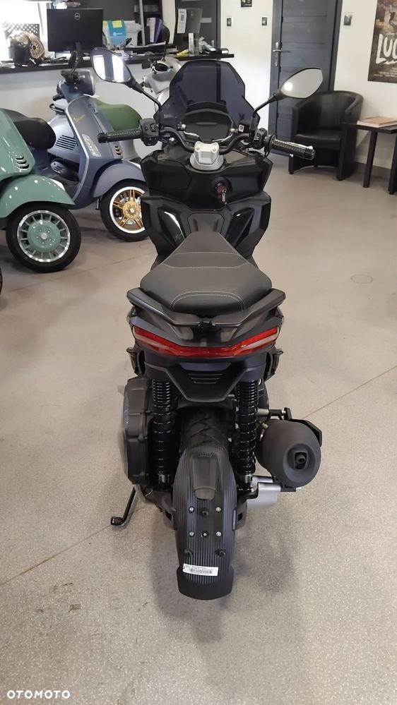 Aprilia SR - 3