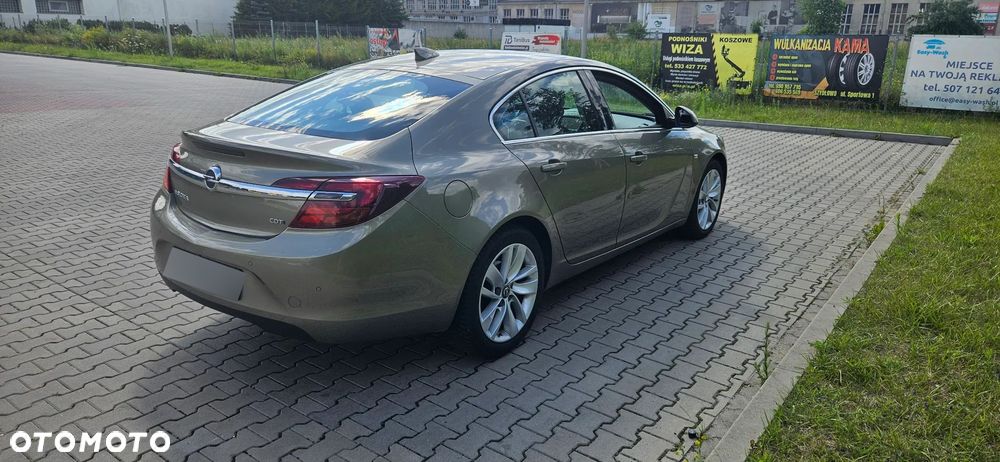 Opel Insignia - 10