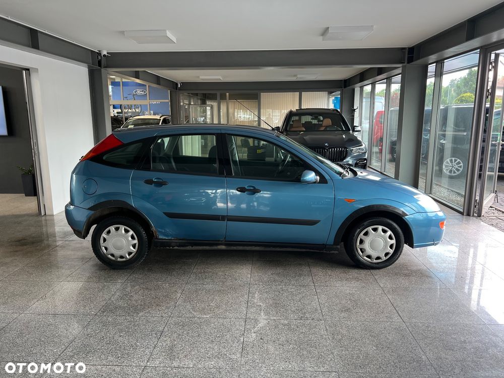 Ford Focus 1.6 Trend - 15