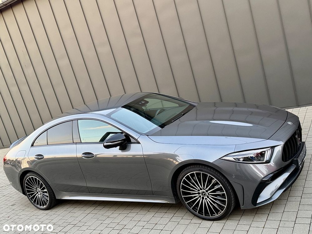 Mercedes-Benz CLS 300 d 4-Matic AMG - 32