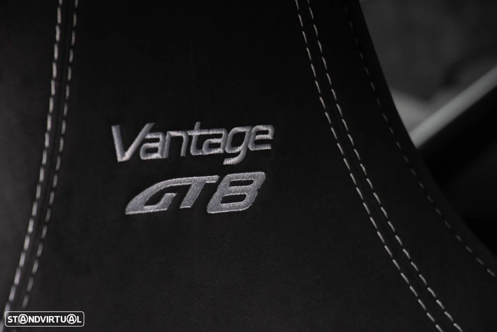 Aston Martin Vantage Coupe GT8 - 57