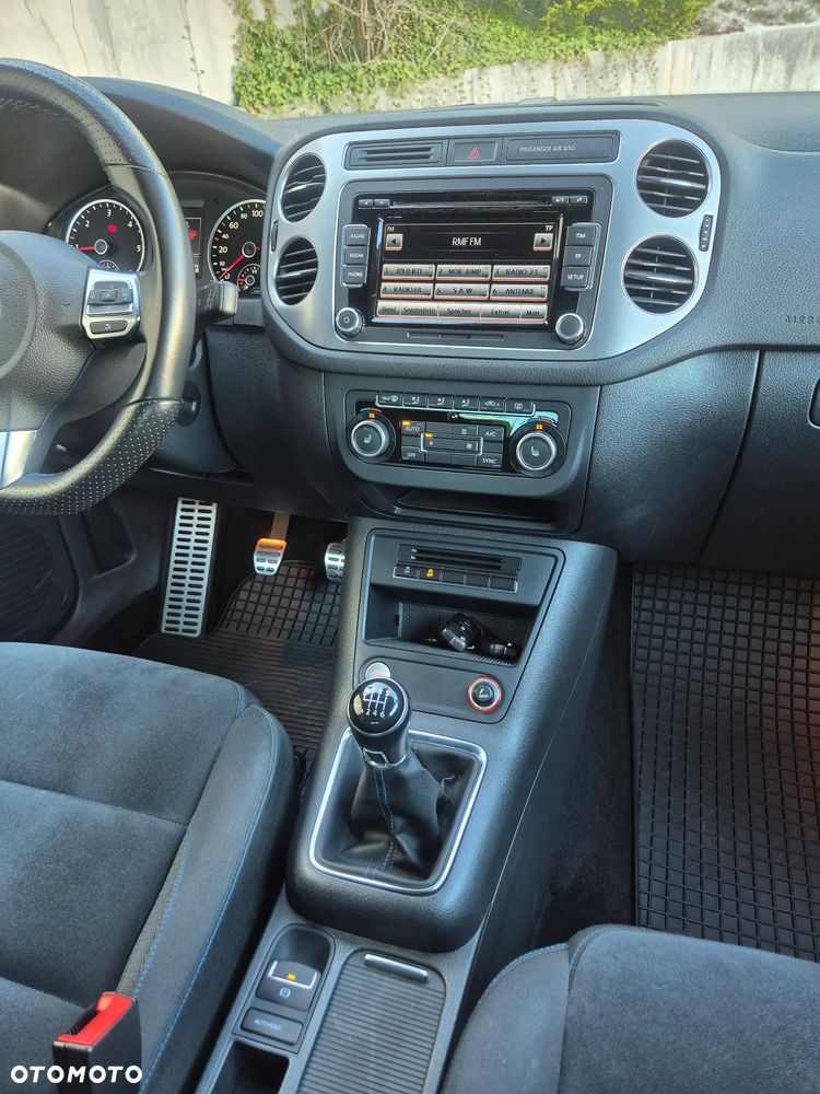 Volkswagen Tiguan 2.0 TDI DPF 4Motion BlueMotion Technology CityScape - 18