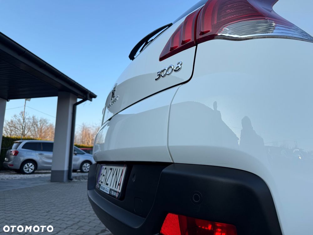 Peugeot 3008 1.2 PureTech Allure - 17