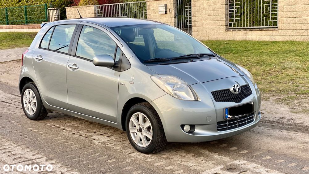 Toyota Yaris 1.4 D-4D Sol MM - 6