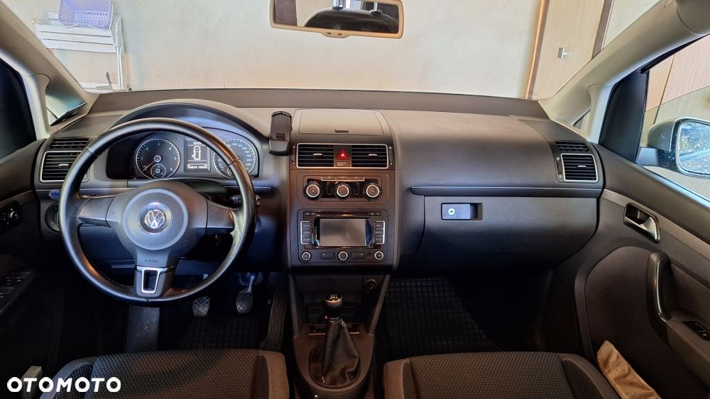 Volkswagen Touran - 7