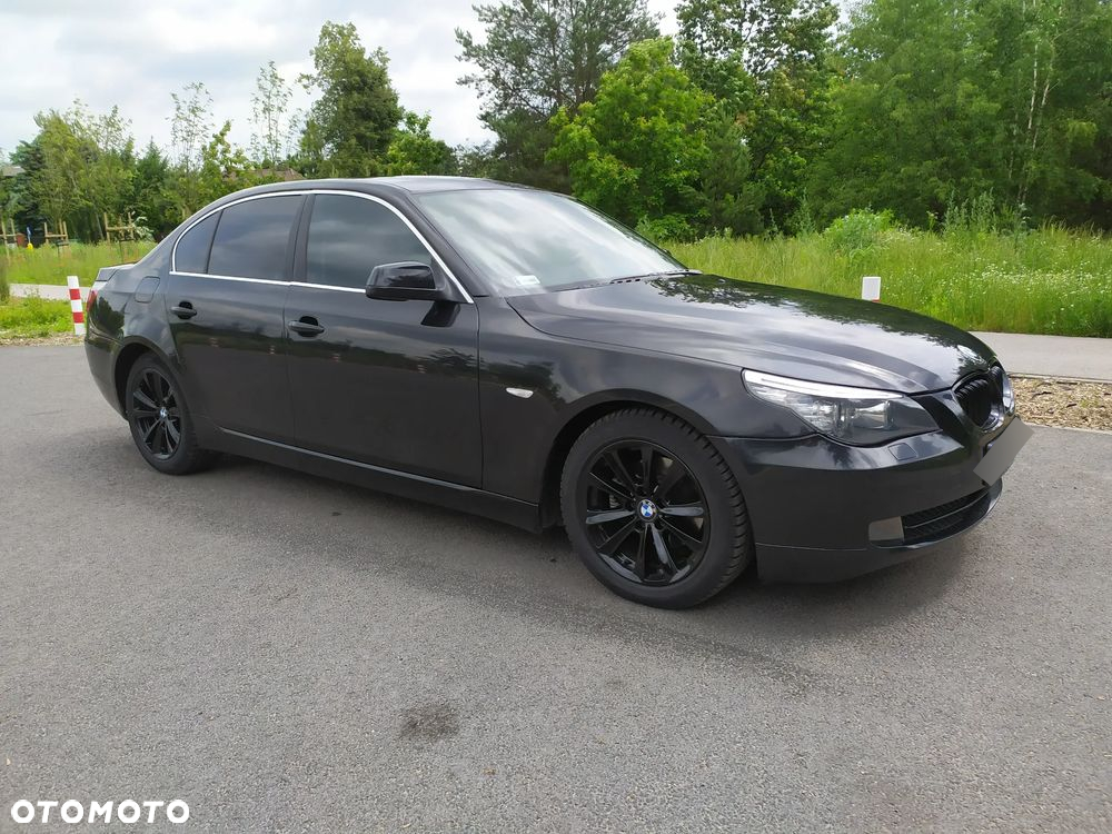 BMW Seria 5 520i - 5