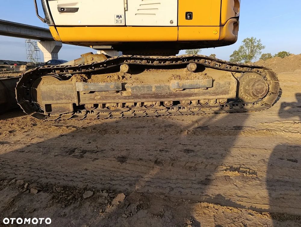 Liebherr R 914 Compact - 11