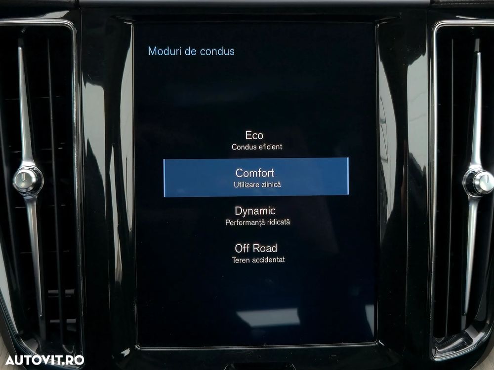 Volvo XC 60 B4 D AWD Geartronic Inscription - 21