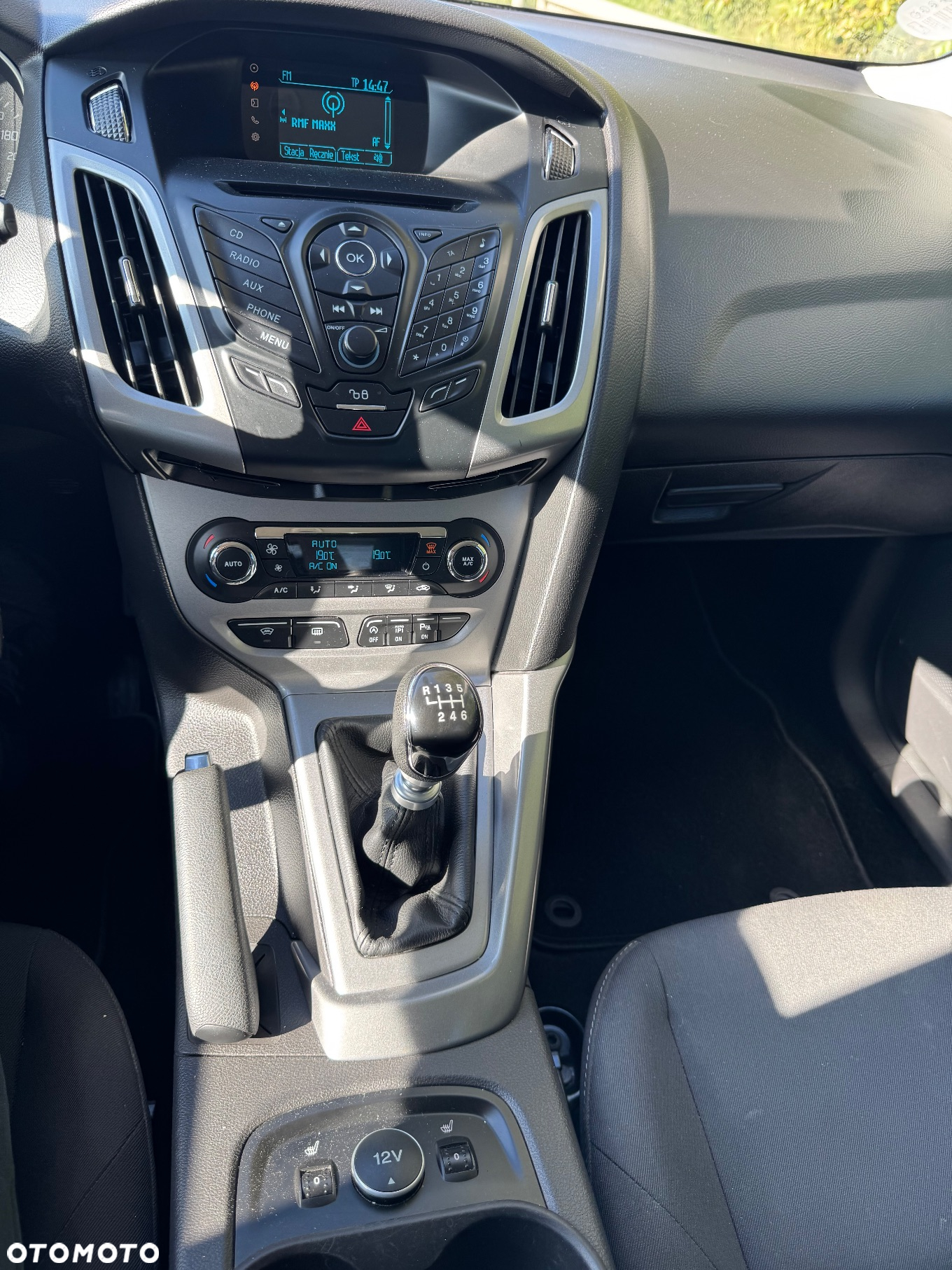 Ford Focus Turnier 1.0 EcoBoost Start-Stopp-System SYNC Edition - 30