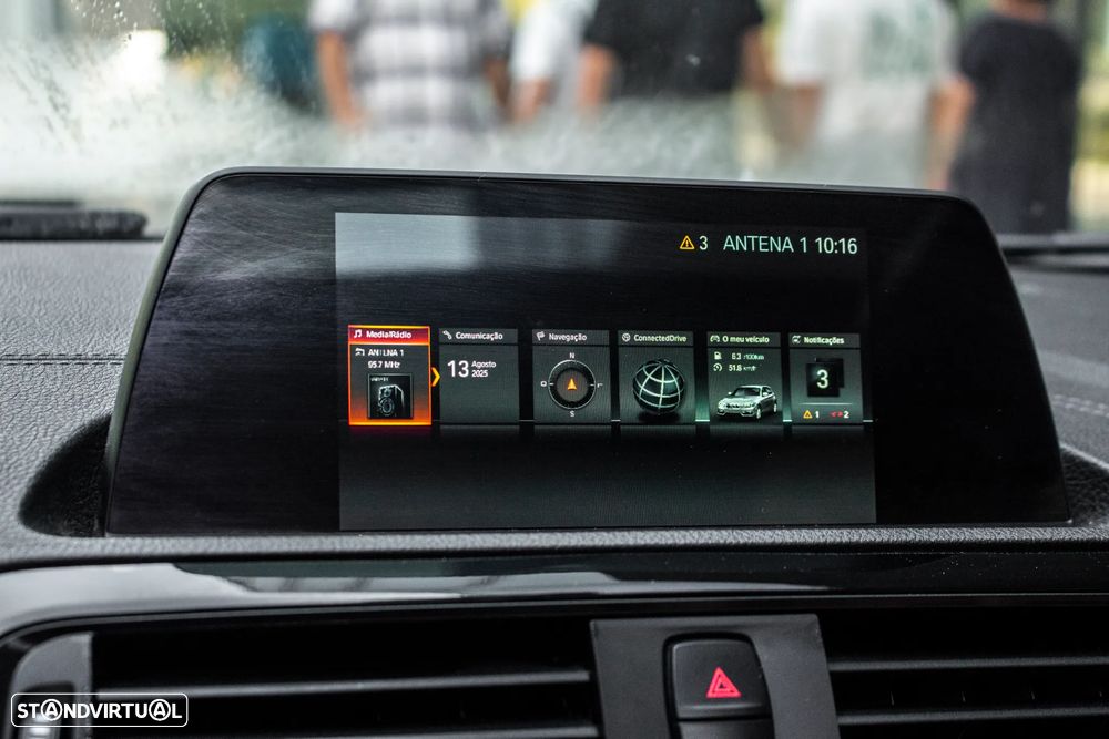 BMW 118 d Aut. Luxury Line - 40