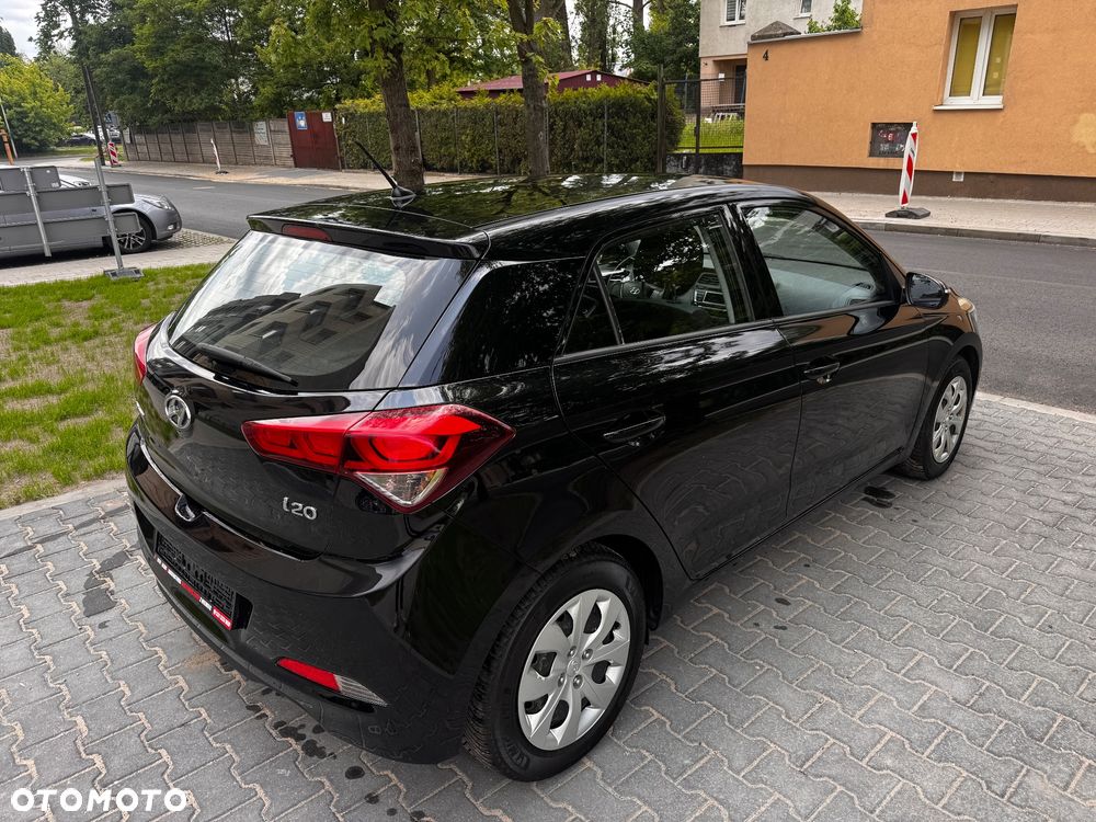 Hyundai i20 1.2 BlueDrive Classic + - 9