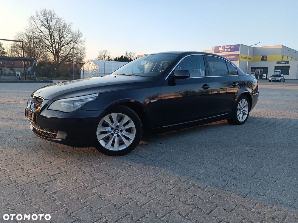 BMW Seria 5 530i - 11