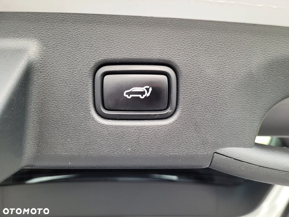 Hyundai Tucson 1.6 CRDi 48V-Hybrid 2WD DCT N Line - 28