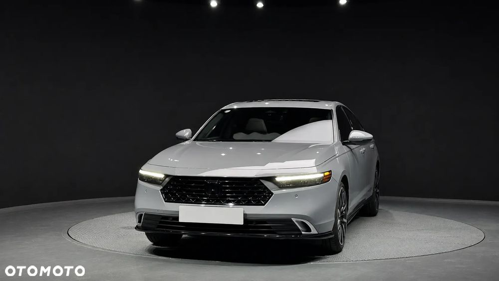 Honda Accord - 1