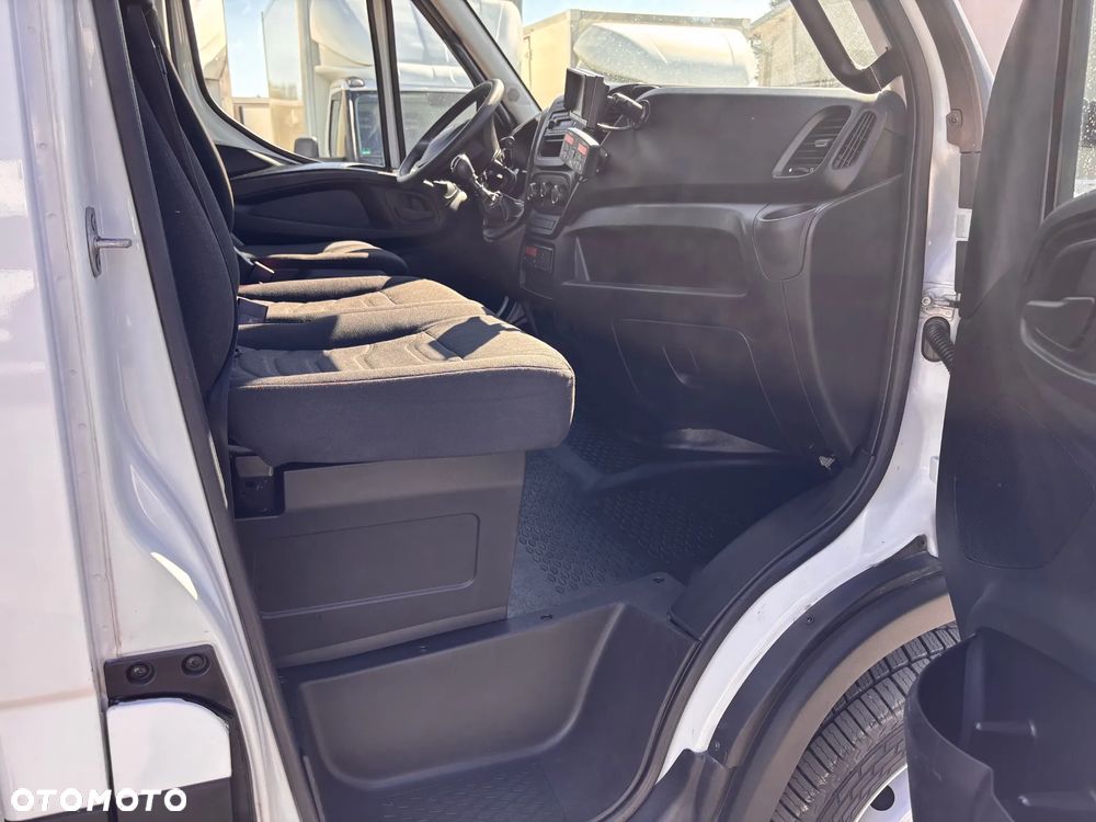 Iveco IVECO DAILY CHLODNIA MULTI TEMPERATURA KONTENER WYWROT PODWOZIE DO ZABUDOWY W OFERCIE 70 SZTUK NA PLACU DAILY 70C17,70C18,70C15,72C18 - 9