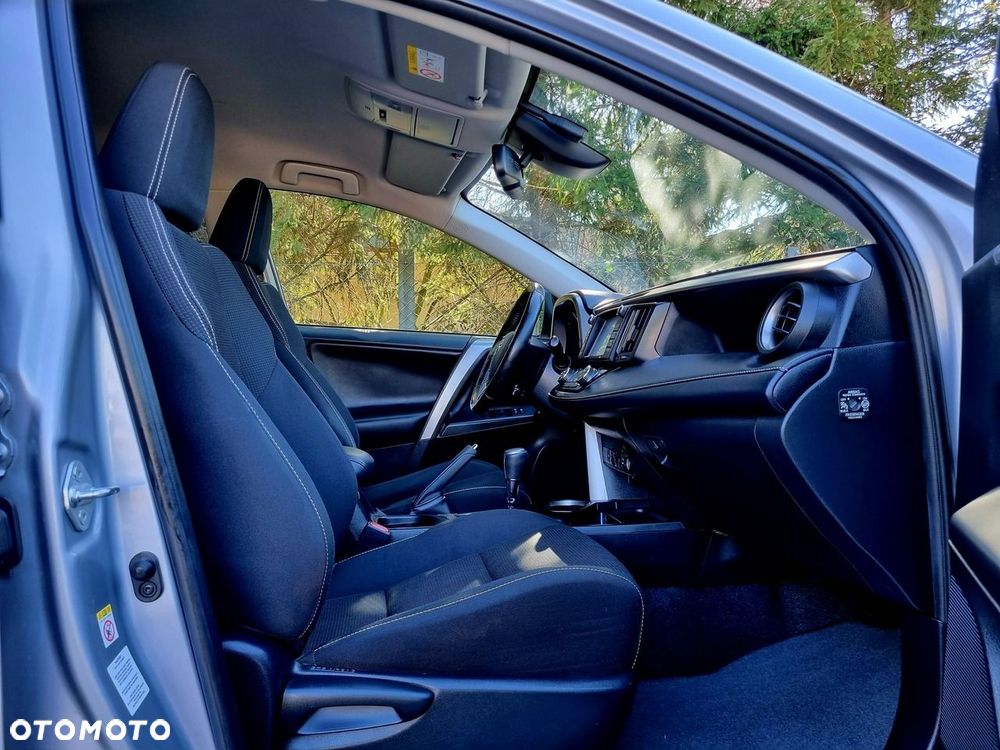 Toyota RAV4 - 13