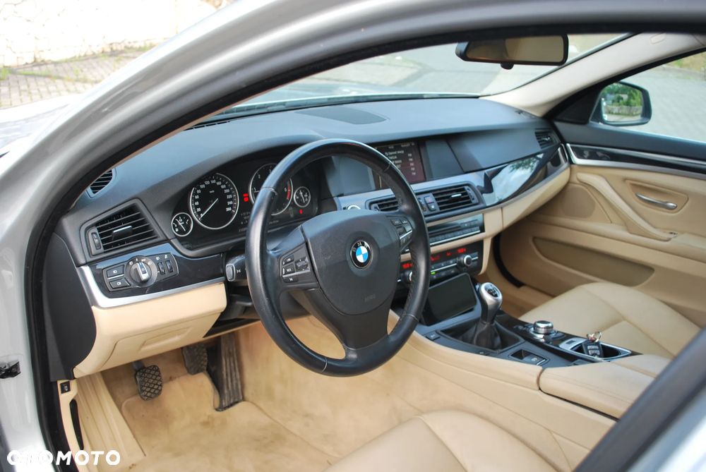 BMW Seria 5 - 13