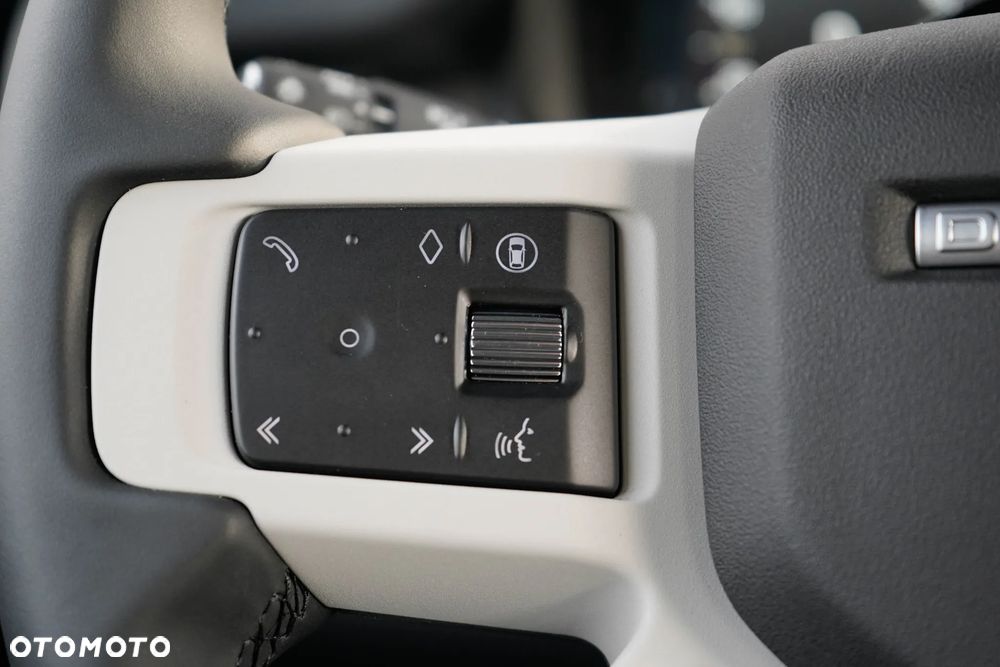 Land Rover Defender 3.0 D200 mHEV S - 13