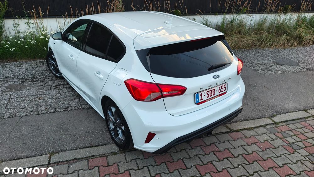Ford Focus 1.0 EcoBoost STart-Stopp-System ST-LINE X - 25