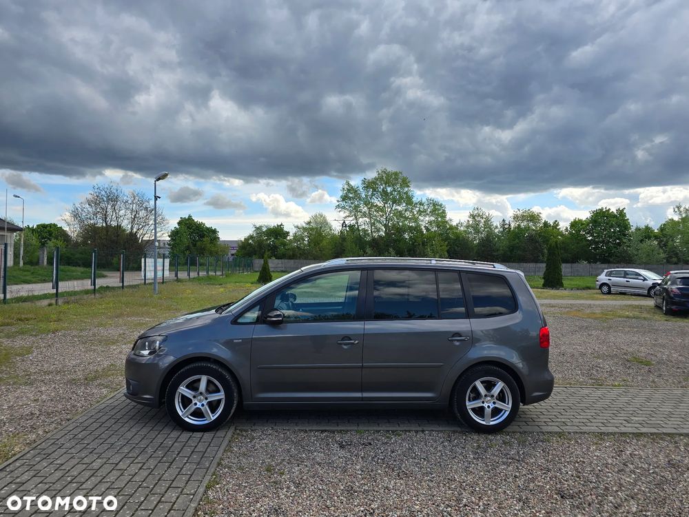 Volkswagen Touran 1.6 TDI DPF BlueMotion Technology DSG MATCH - 10