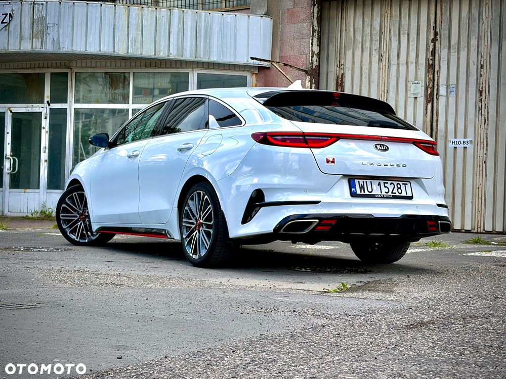 Kia ProCeed 1.6 T-GDI GT DCT - 3