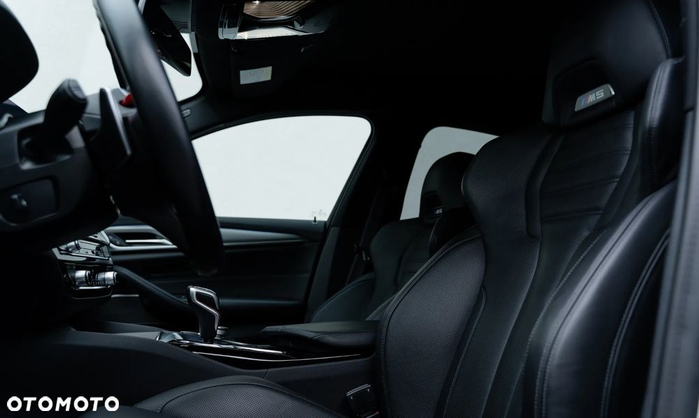 BMW M5 Competition - 18