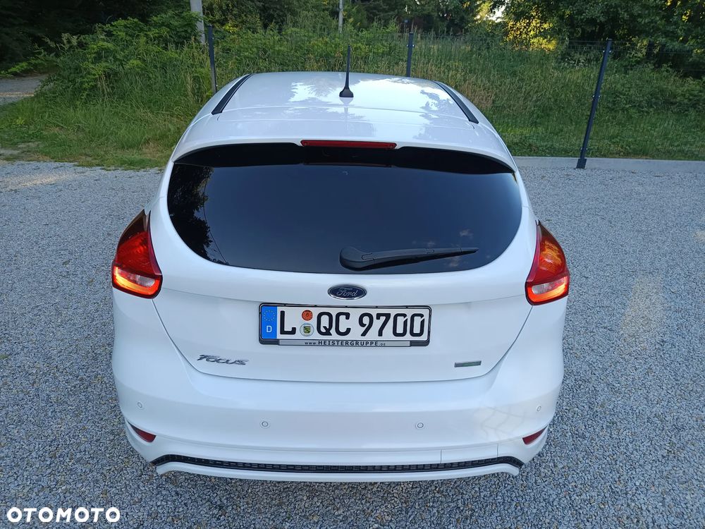 Ford Focus 1.0 EcoBoost Start-Stopp-System ST-LINE - 14