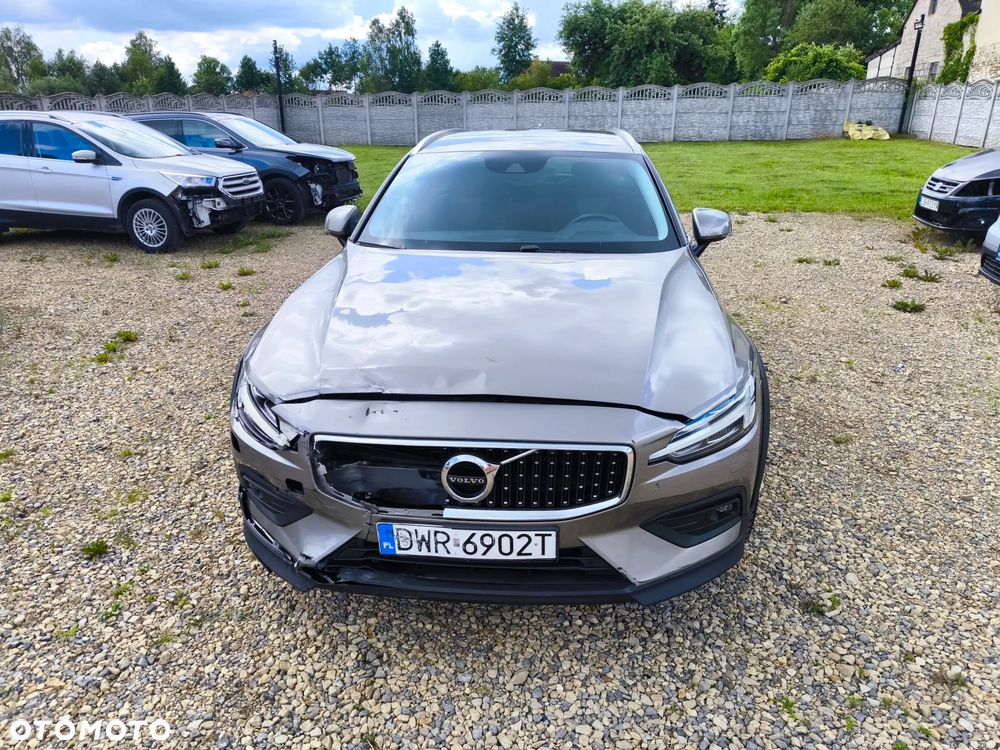 Volvo V60 Cross Country T5 AWD Geartronic - 2