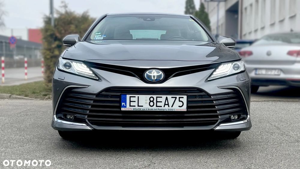 Toyota Camry 2.5 Hybrid Executive CVT - 10