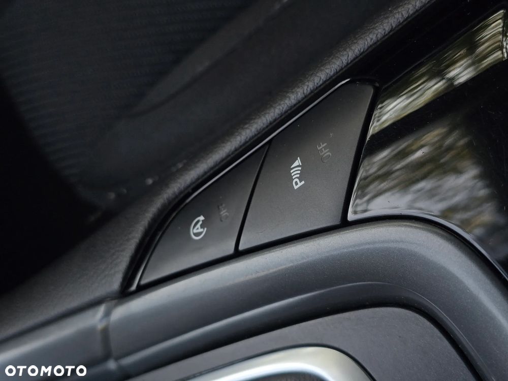 Ford Mondeo 2.0 EcoBlue Titanium - 30