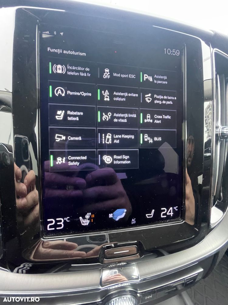 Volvo XC 60 B4 B Geartronic Momentum Pro - 20