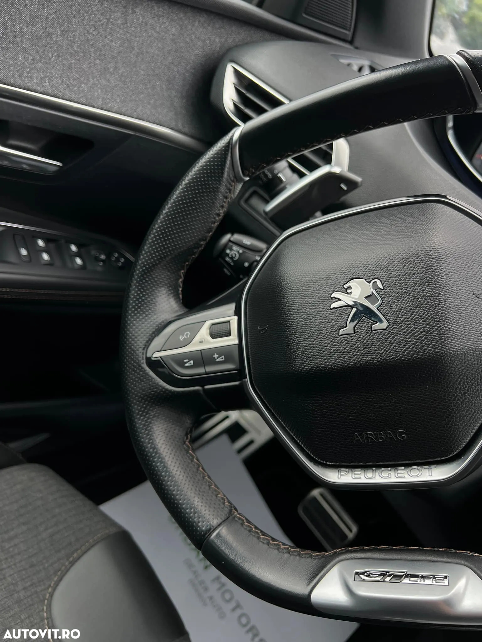 Peugeot 3008 1.6 BlueHDI S&S EAT6 GT-Line - 24