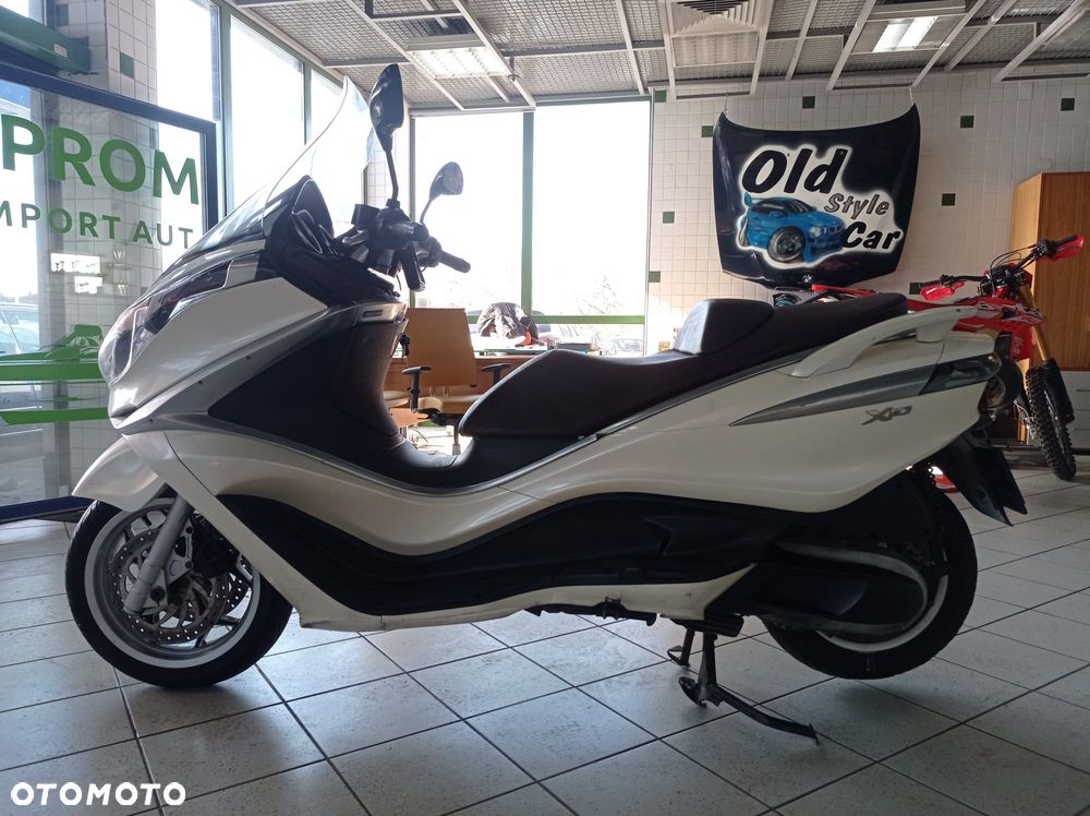 Piaggio X10 - 7