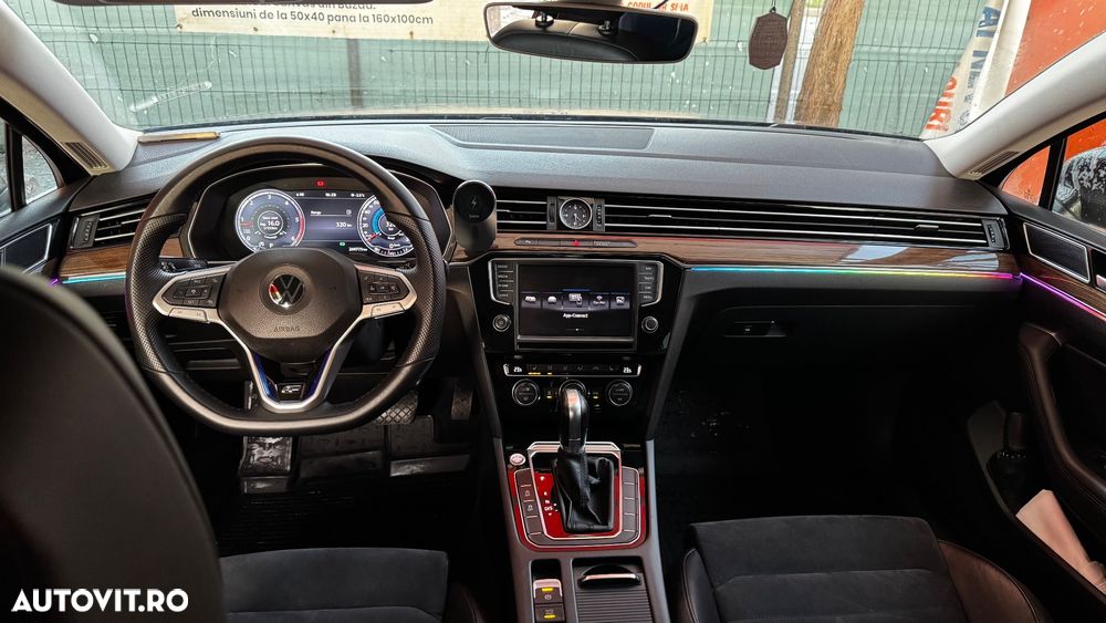 Volkswagen Passat 2.0 TDI DSG Highline - 18