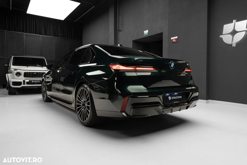 BMW i7 - 33