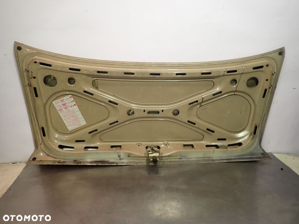 KLAPA TYŁ BAGAŻNIKA AUDI 80 B2 - 13