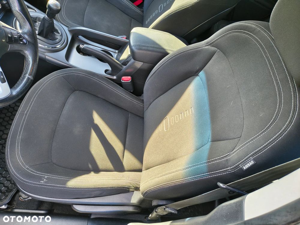 Kia Sportage 2.0 CVVT 4WD Vision - 19