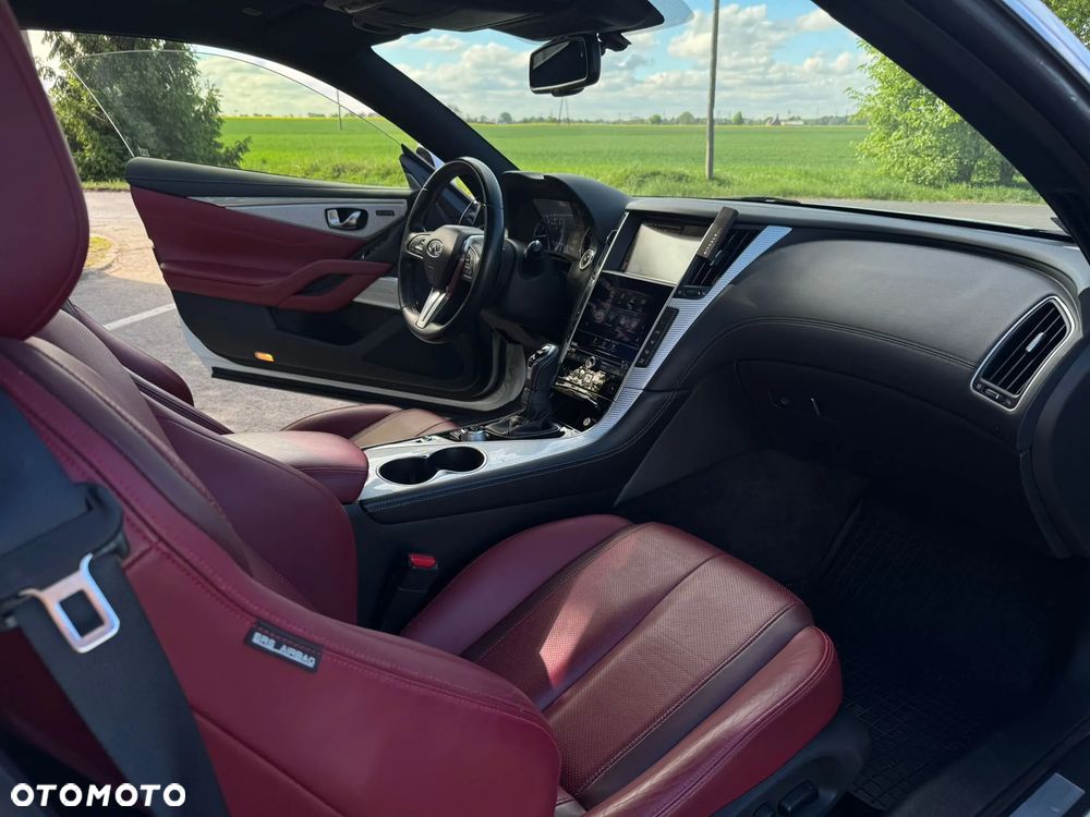 Infiniti Q60 2.0t Premium Tech - 15