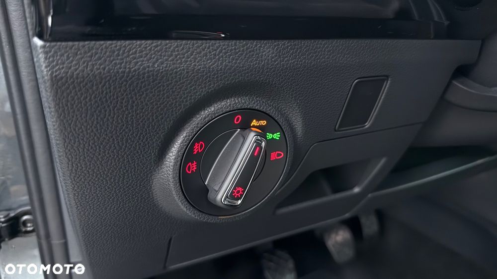 Seat Ibiza 1.0 TSI S&S XCELLENCE - 38