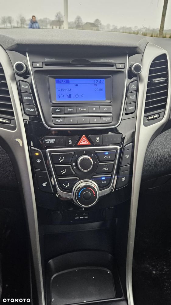 Hyundai i30 blue 1.6 CRDi Classic - 24