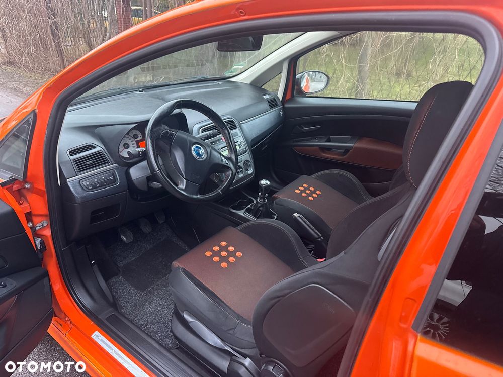 Fiat Grande Punto - 12