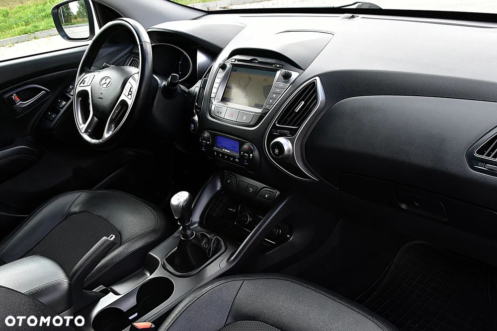 Hyundai ix35 2.0 CRDi Premium 4WD - 19