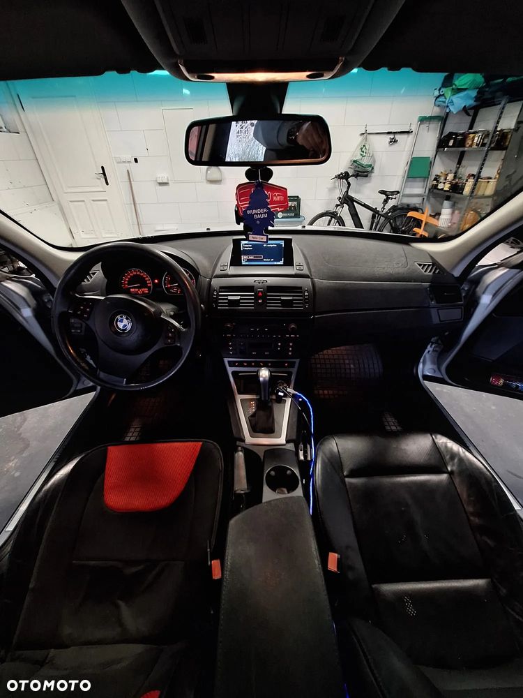 BMW X3 3.0d - 11