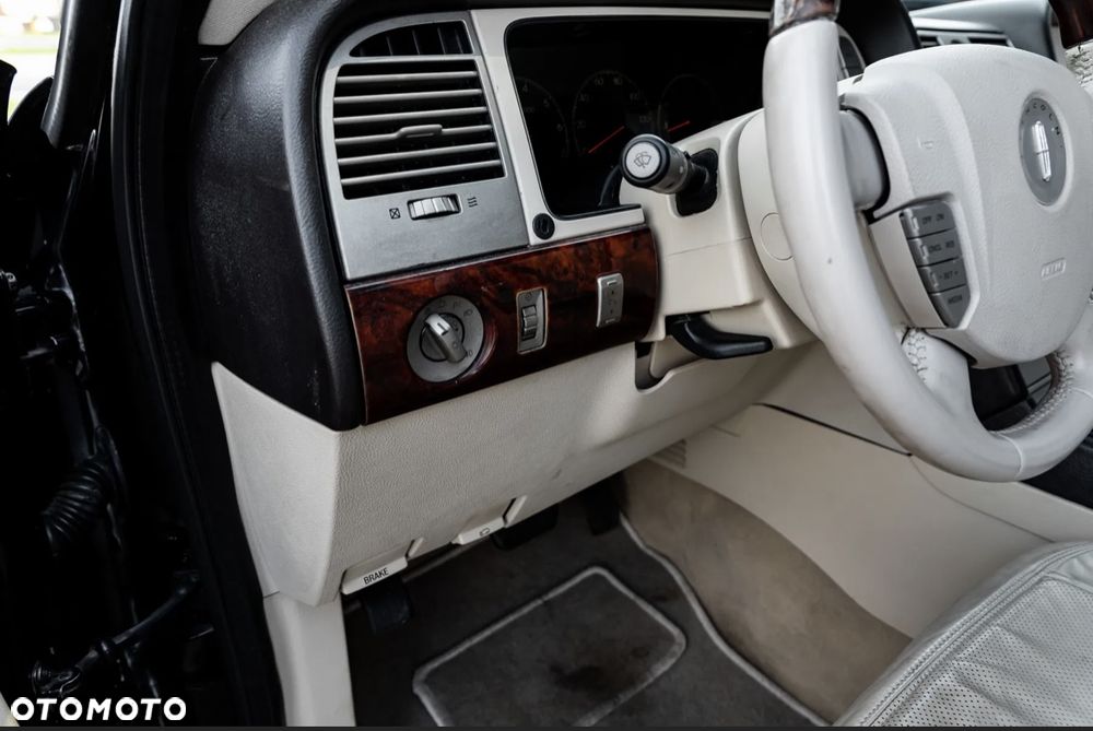 Lincoln Navigator 5.4 - 19