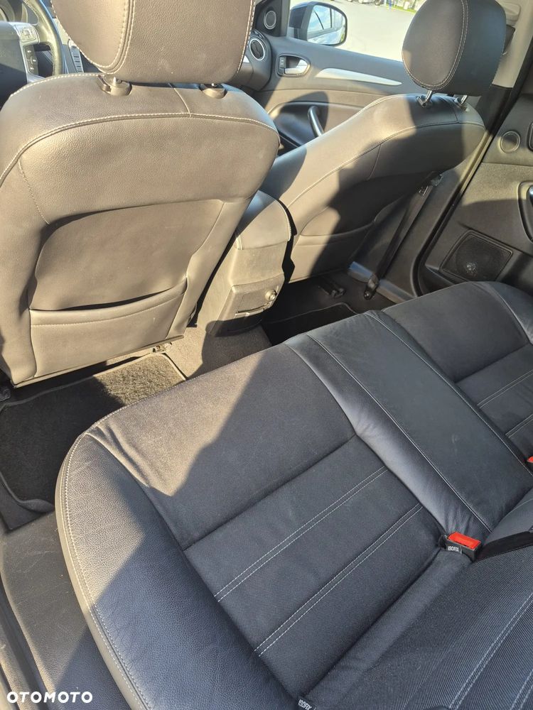 Ford Mondeo 2.0 TDCi Titanium - 9