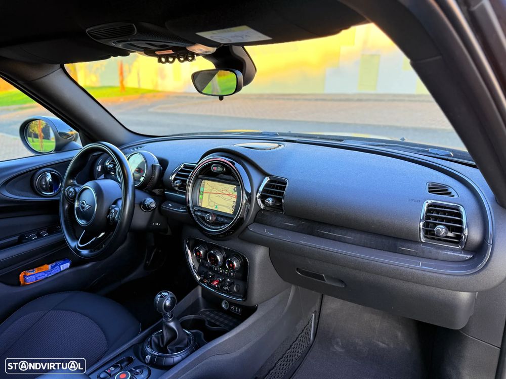 MINI Clubman Cooper D - 16
